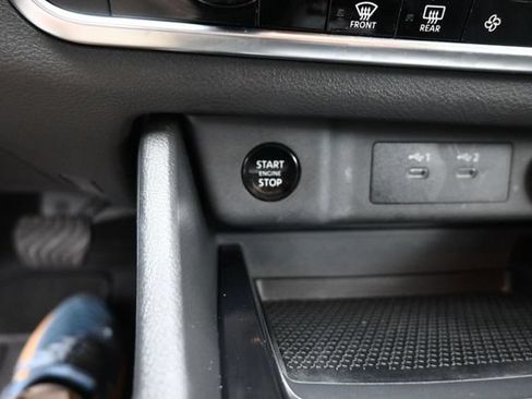Used 2026 Nissan Rogue SV FWD image 35