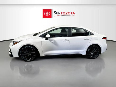 Used 2026 Toyota Corolla SE w/ SE Package FWD image 7