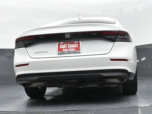 Used 2024 Honda Accord EX image 34
