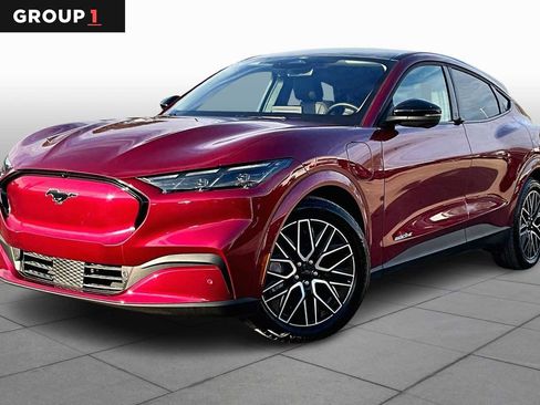 Used 2025 Ford Mustang Mach-E Premium image 1