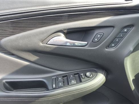 Used 2017 Buick Envision Essence w/ LPO, Hit The Road Package FWD image 26