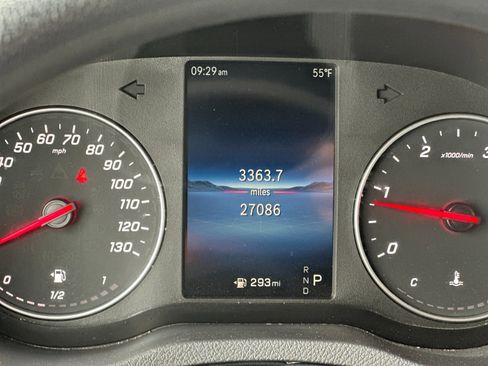 Used 2025 Mercedes-Benz Sprinter 2500 image 24