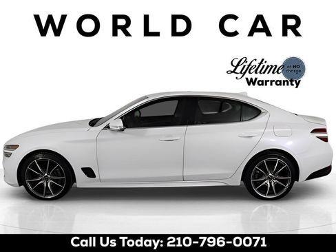 Used 2023 Genesis G70 2.0T image 4