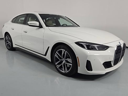 Certified 2025 BMW 430i xDrive w/ Premium Package image 6