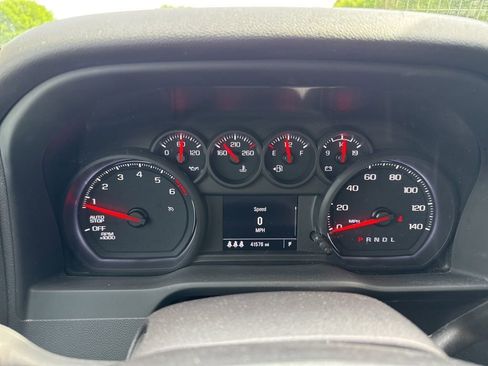 Used 2024 Chevrolet Silverado 1500 Custom Trail Boss w/ Realtree Special Edition image 14