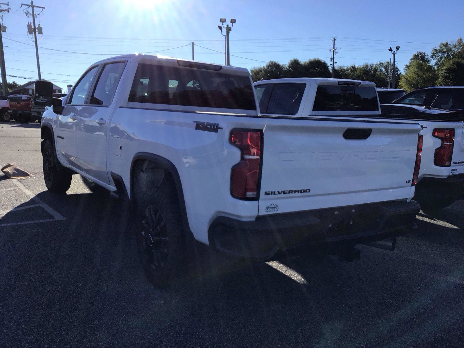 Used 2025 Chevrolet Silverado 2500 LT w/ Trail Boss Package AWD/4WD image 3