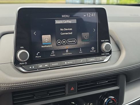 Certified 2026 Nissan Rogue SV AWD/4WD image 18