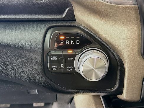 Used 2019 RAM 1500 Laramie image 19