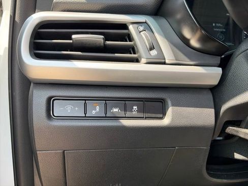 Used 2020 Kia Telluride S FWD image 15