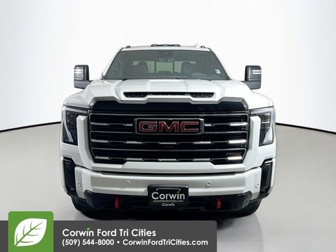 Used 2025 GMC Sierra 3500 AT4 w/ AT4 Premium Plus Package image 4