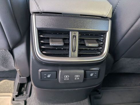 Used 2022 Subaru Outback Limited image 12