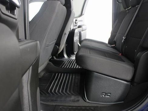 Used 2021 Chevrolet Silverado 1500 LT image 16