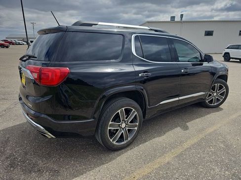 Used 2018 GMC Acadia Denali w/ Technology Package AWD/4WD image 5