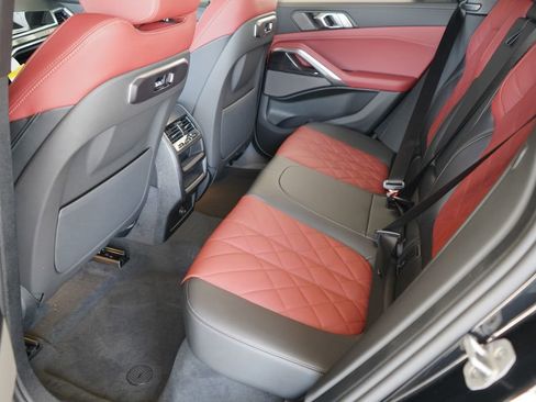 New 2026 BMW X6 xDrive40i w/ Premium Package AWD/4WD image 18