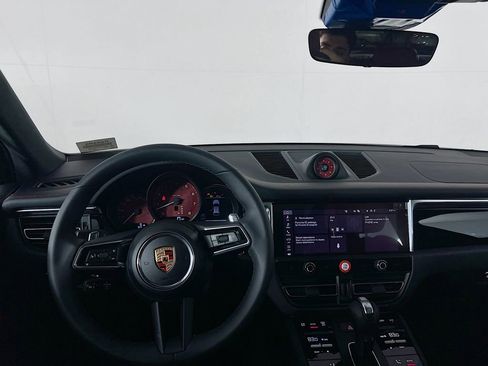 New 2026 Porsche Macan S image 25