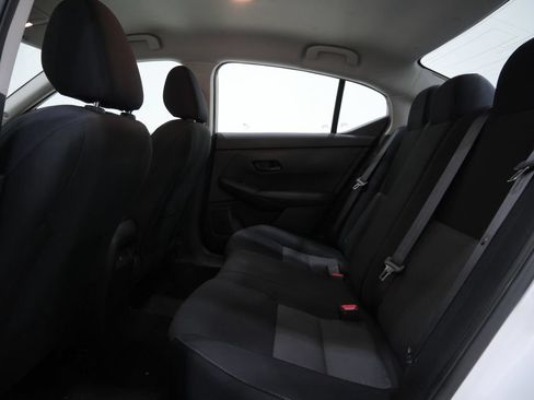 Used 2024 Nissan Sentra SV FWD image 20