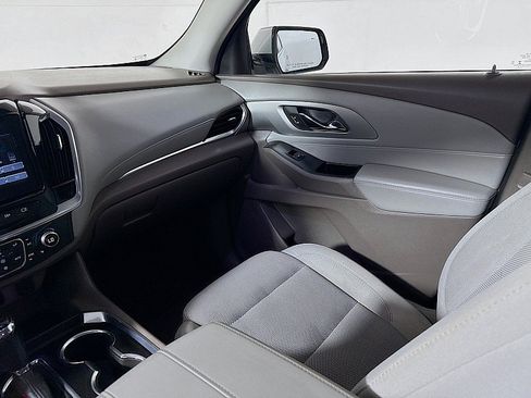 Used 2019 Chevrolet Traverse LT FWD image 23