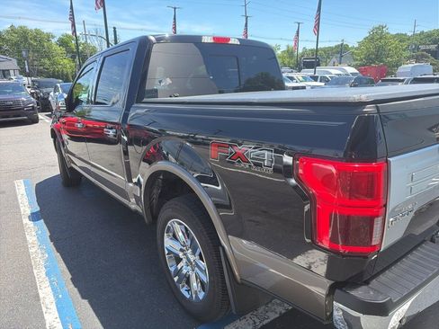 Used 2019 Ford F150 King Ranch w/ Equipment Group 601A Luxury AWD/4WD image 8