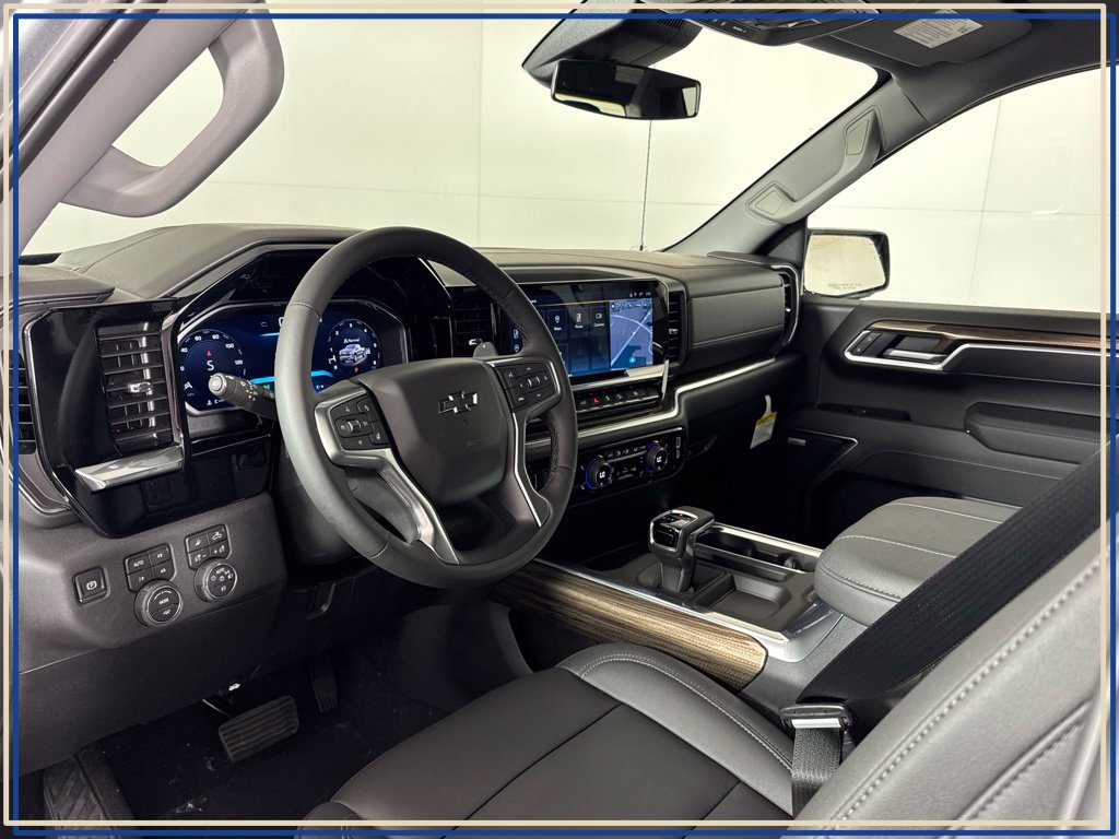 New 2026 Chevrolet Silverado 1500 RST w/ RST All Star Premium Package AWD/4WD image 9