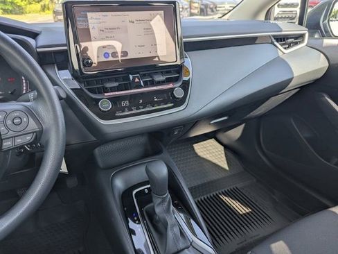 Used 2026 Toyota Corolla LE FWD image 24