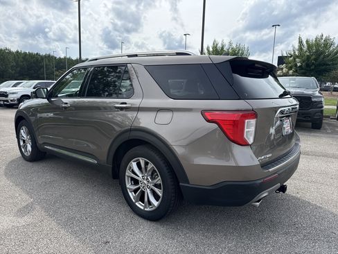 Used 2021 Ford Explorer Limited RWD image 5