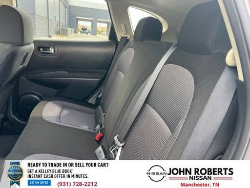 Used 2013 Nissan Rogue SV FWD image 16