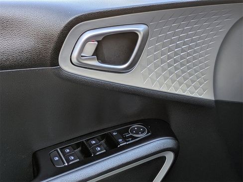 Used 2024 Kia Soul LX w/ Option Group 015 image 13