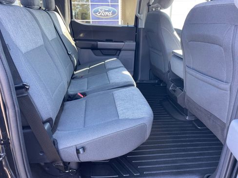 Used 2021 Ford F150 XLT image 10