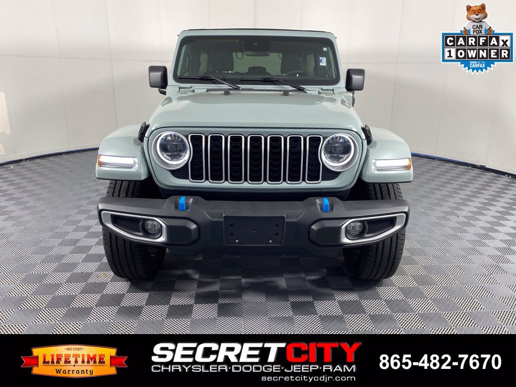 Used 2024 Jeep Wrangler Unlimited Sahara AWD/4WD image 2