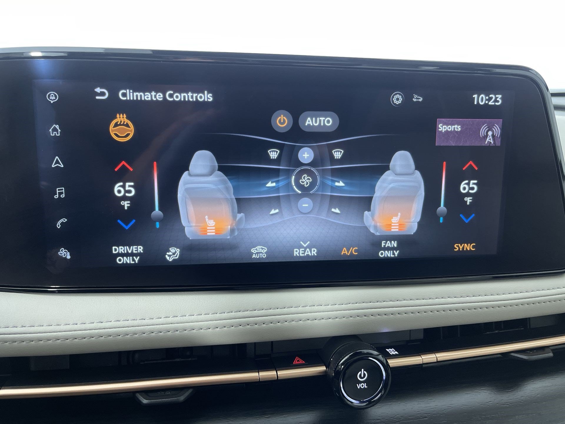 Certified 2024 Nissan Ariya AWD image 21
