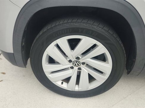 Used 2021 Volkswagen Atlas SE image 29