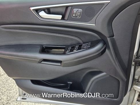 Used 2015 Ford Edge Titanium w/ Equipment Group 301A FWD image 32