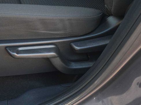 Used 2022 Honda HR-V LX image 12
