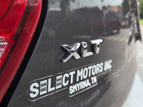 Used 2016 Ford Explorer XLT w/ Equipment Group 202A FWD image 11