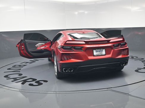 Used 2022 Chevrolet Corvette Stingray Preferred Cpe w/ Z51 Performance Package RWD image 28