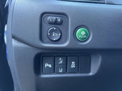 Used 2019 Honda Pilot Touring image 32