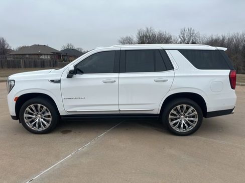 Used 2023 GMC Yukon Denali w/ Denali Reserve Package image 2