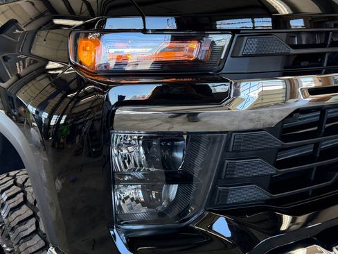 Used 2026 Chevrolet Silverado 2500 LT AWD/4WD image 3