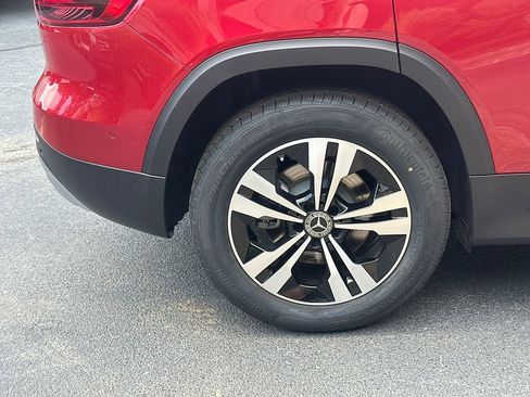 New 2025 Mercedes-Benz GLB 250 4MATIC image 20