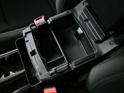 Used 2022 Jeep Wrangler Unlimited Sport image 29