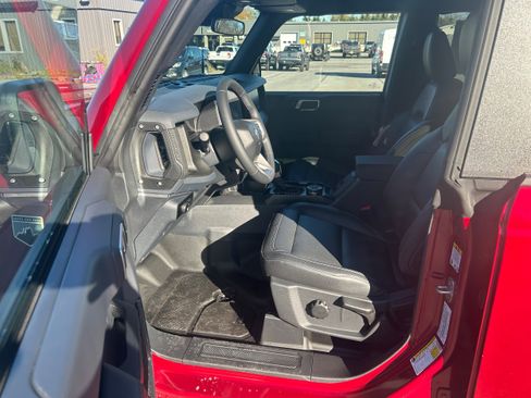 New 2025 Ford Bronco Big Bend image 9