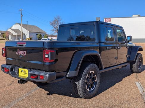 New 2026 Jeep Gladiator Rubicon w/ Safety Group AWD/4WD image 3