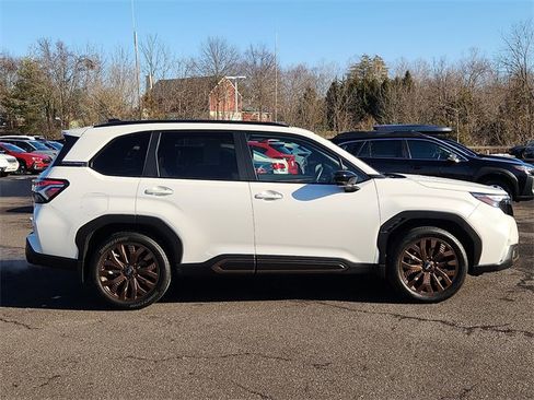 Used 2025 Subaru Forester Sport image 7