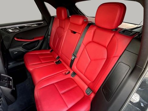 Used 2020 Porsche Macan S AWD/4WD image 22