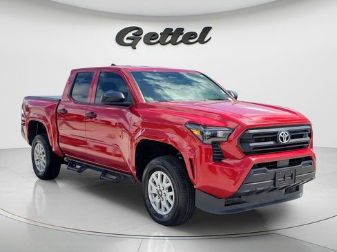 Certified 2024 Toyota Tacoma SR AWD/4WD image 3
