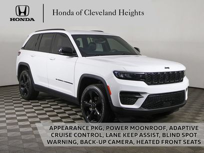 Used 2023 Jeep Grand Cherokee Altitude