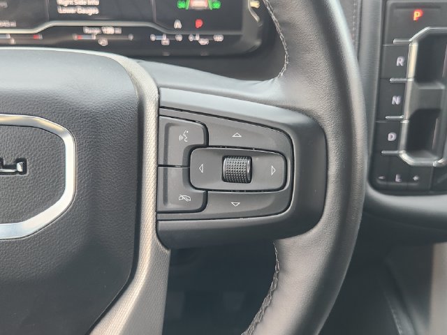 Used 2024 GMC Yukon XL Denali RWD image 29