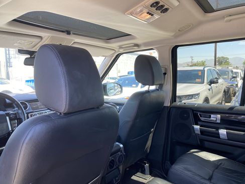 Used 2016 Land Rover LR4 HSE Silver Edition AWD/4WD image 21