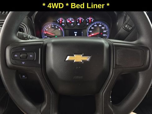Certified 2020 Chevrolet Silverado 1500 Custom w/ Custom Value Package AWD/4WD image 15