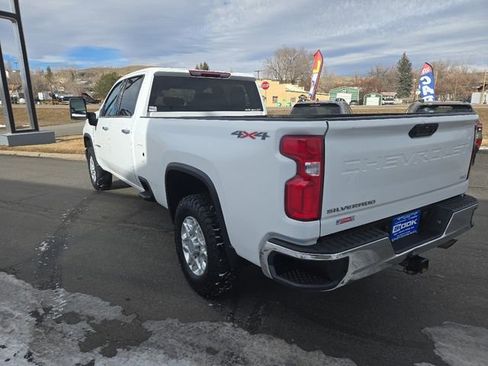 Used 2024 Chevrolet Silverado 2500 LTZ w/ LTZ Convenience Package AWD/4WD image 5